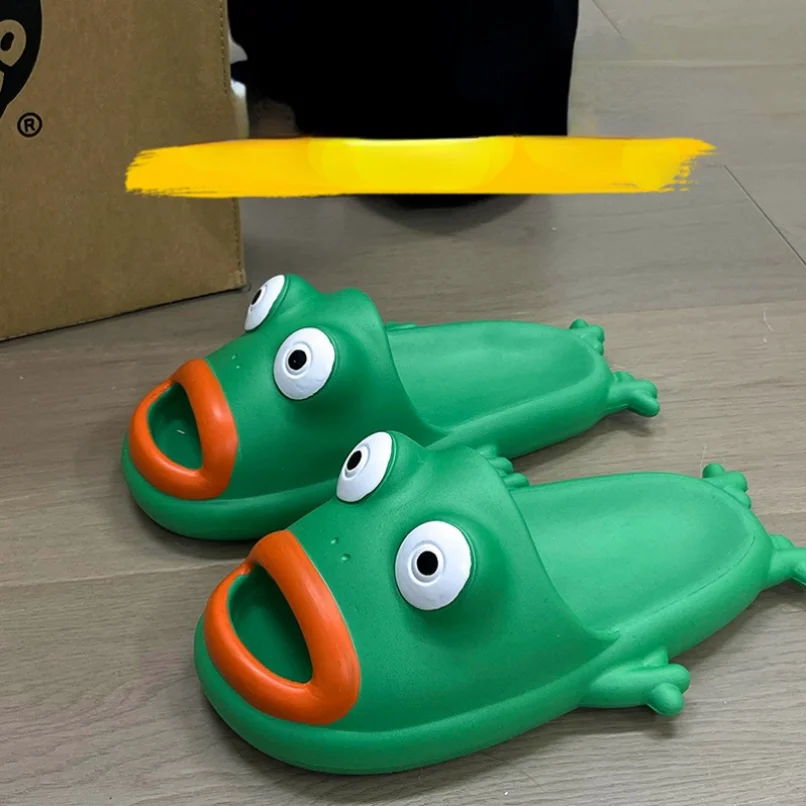 Frog House Slipper Cloud Woman - đánh giá và giá Sneaker Care Set