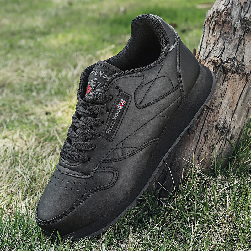 Lightweight Couple Shoes Large - đánh giá và giá Sneaker Career