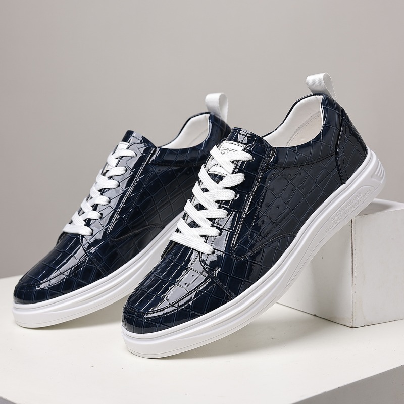 Classic Male Low Top Skate Sho - đánh giá và giá Sneaker Career