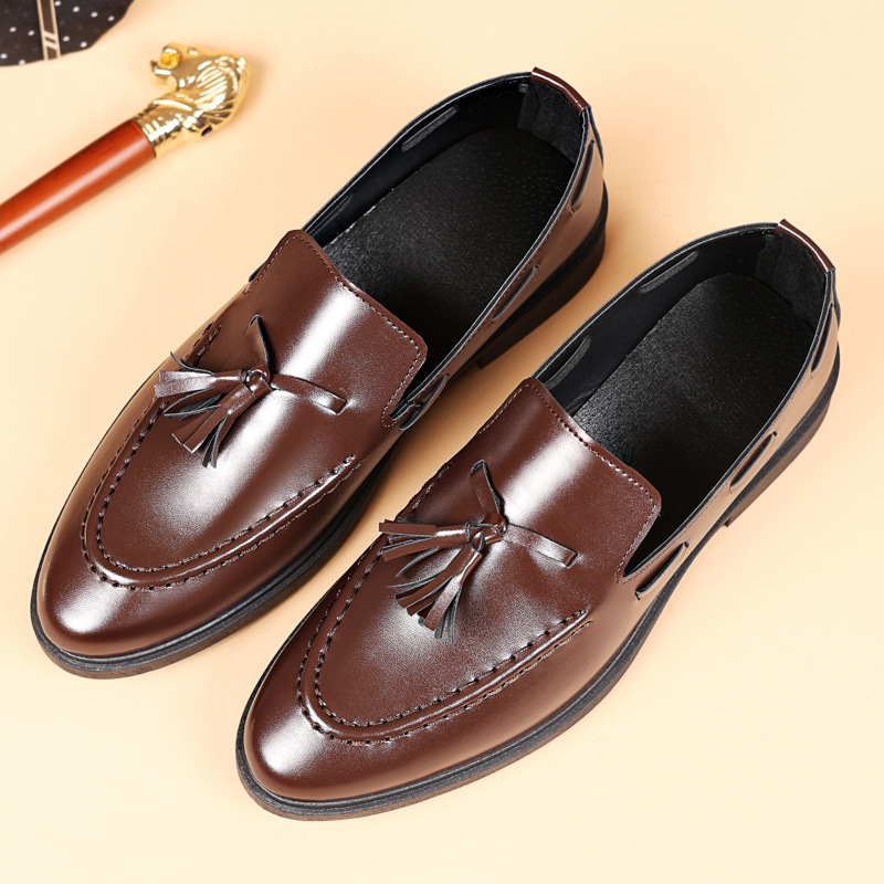 Large-sized Comfortable Men's  - đánh giá và giá Sneaker Career