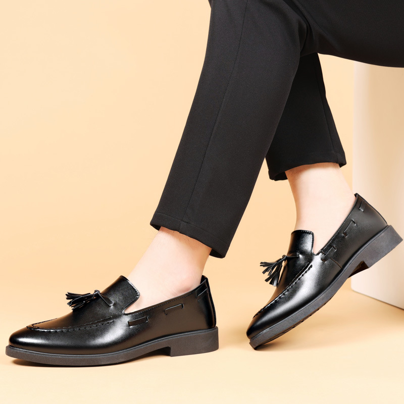Large-sized Comfortable Men's  - đánh giá và giá Sneaker Career