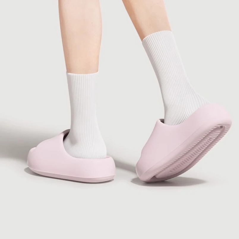 Women House Slippers Cloud rub - đánh giá và giá Sneaker Care Set